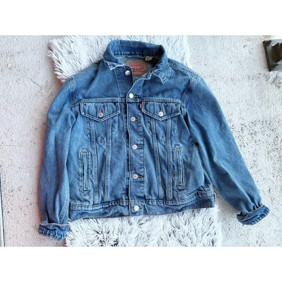 Levi's Denim Trucker Jacket Womens - Picture 1 of 3